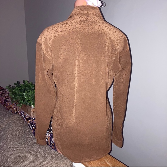 Adolfo International Vtg button down Small brown filigree texture - Picture 3 of 16